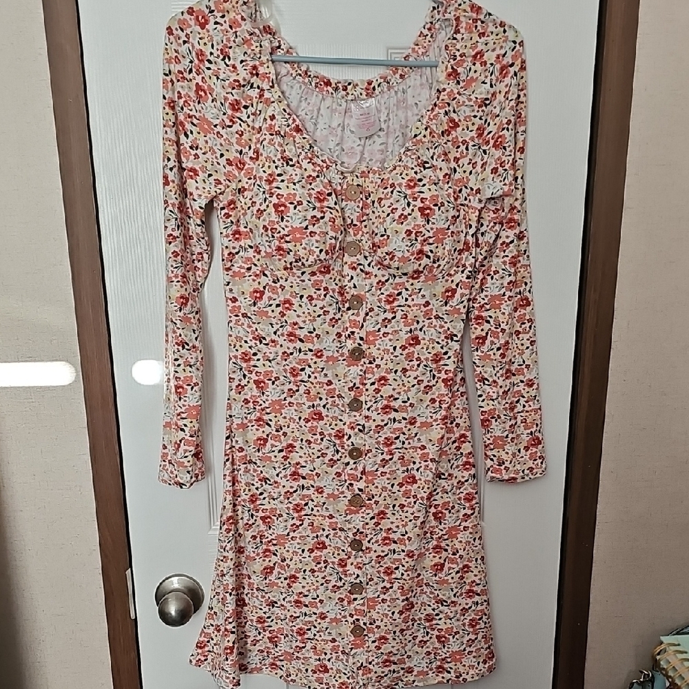 No Boundaries Red and White Long Sleeve Scoop Neck Dress